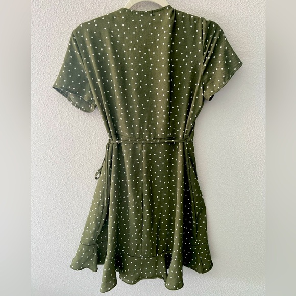 Beautiful Forever 21 - Polka Dot Olive Mini Dress - Brand New - Picture 3 of 3